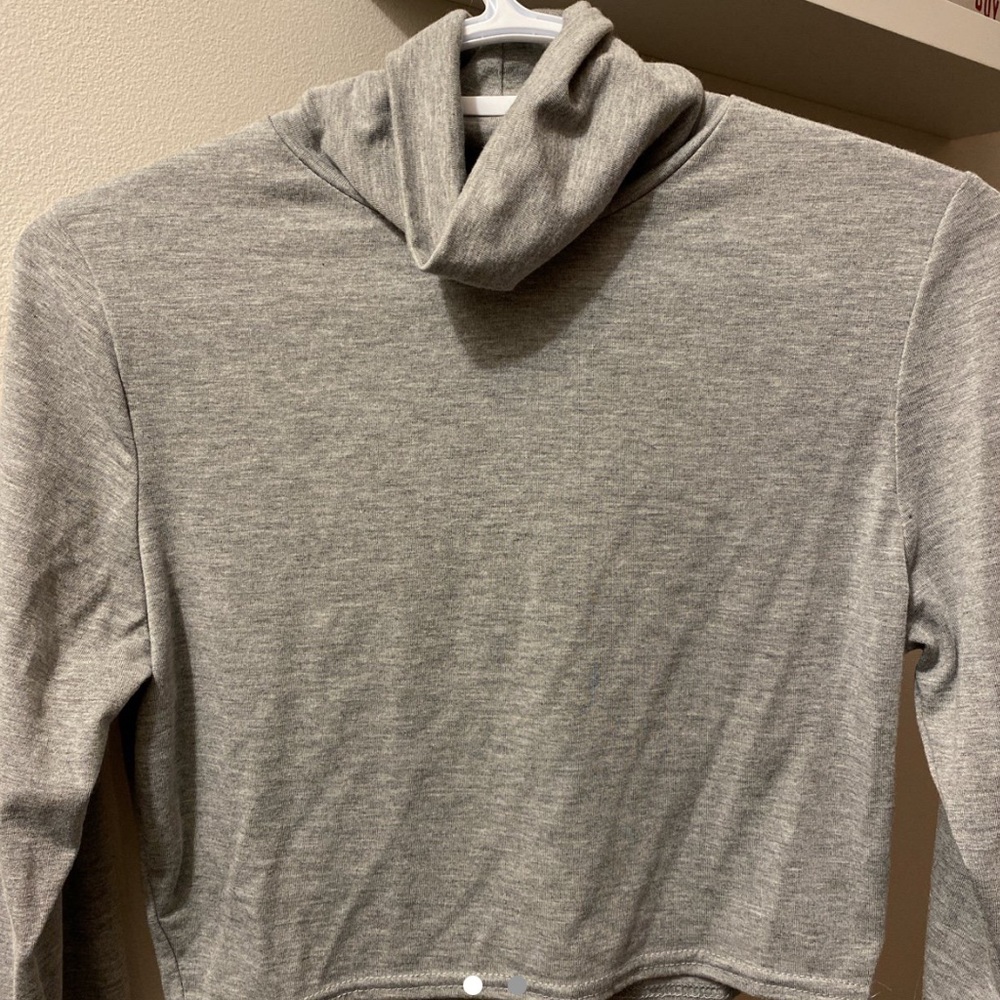 Missguided long sleeve mock neck grey crop top